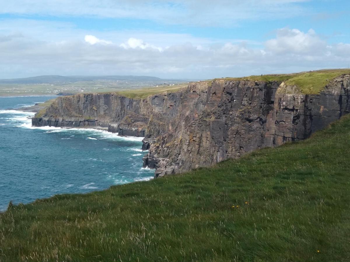 Half Door Cottage Doolin Esterno foto